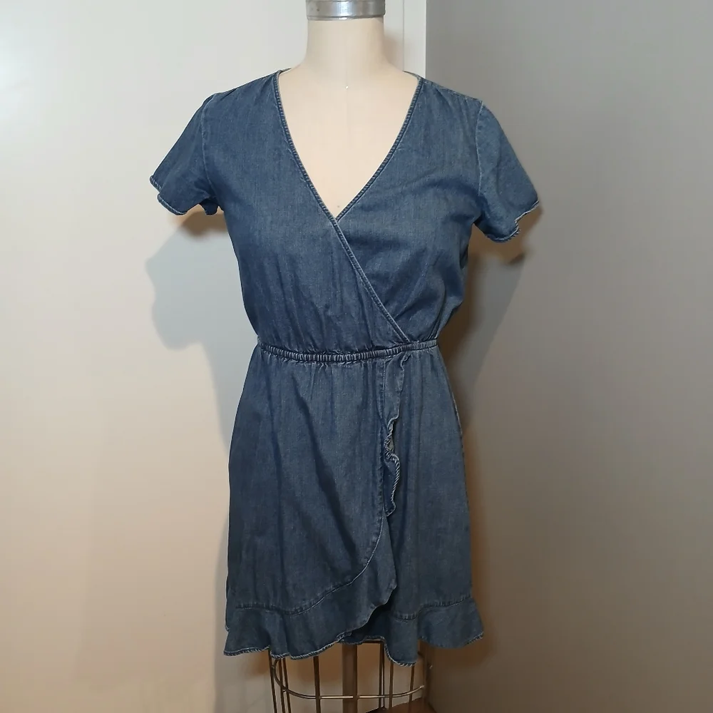 J. Crew Mercantile Chambray Ruffle Dress Size S